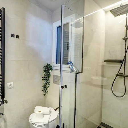 Paradise By Hello Homes Apartament