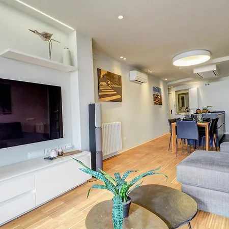 Paradise By Hello Homes Apartament